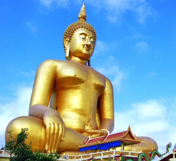 Wat Muang