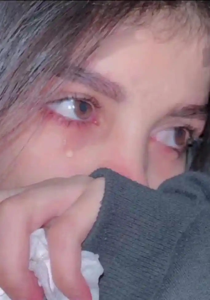 Broken Heart Alone Sad Girl Dp