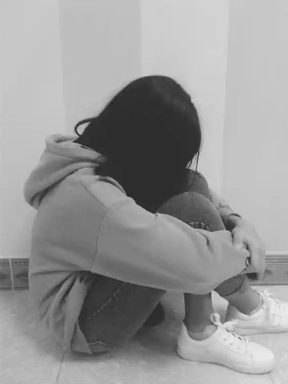 Cute Sad Girl Dp