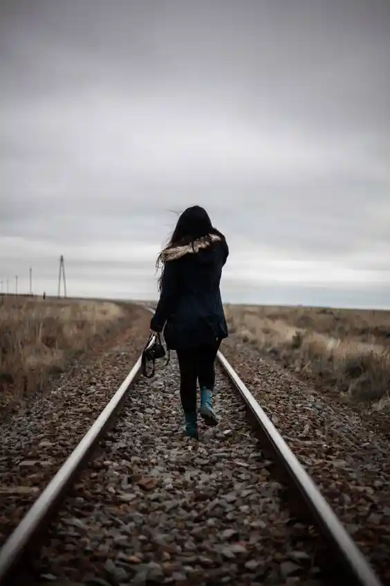 sad girl dp for railway track